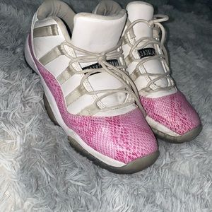 jordan retro 11 pink